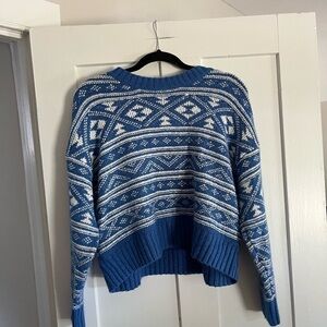 American Eagle Vintage Style Knit Sweater SizeMedium Blue and White